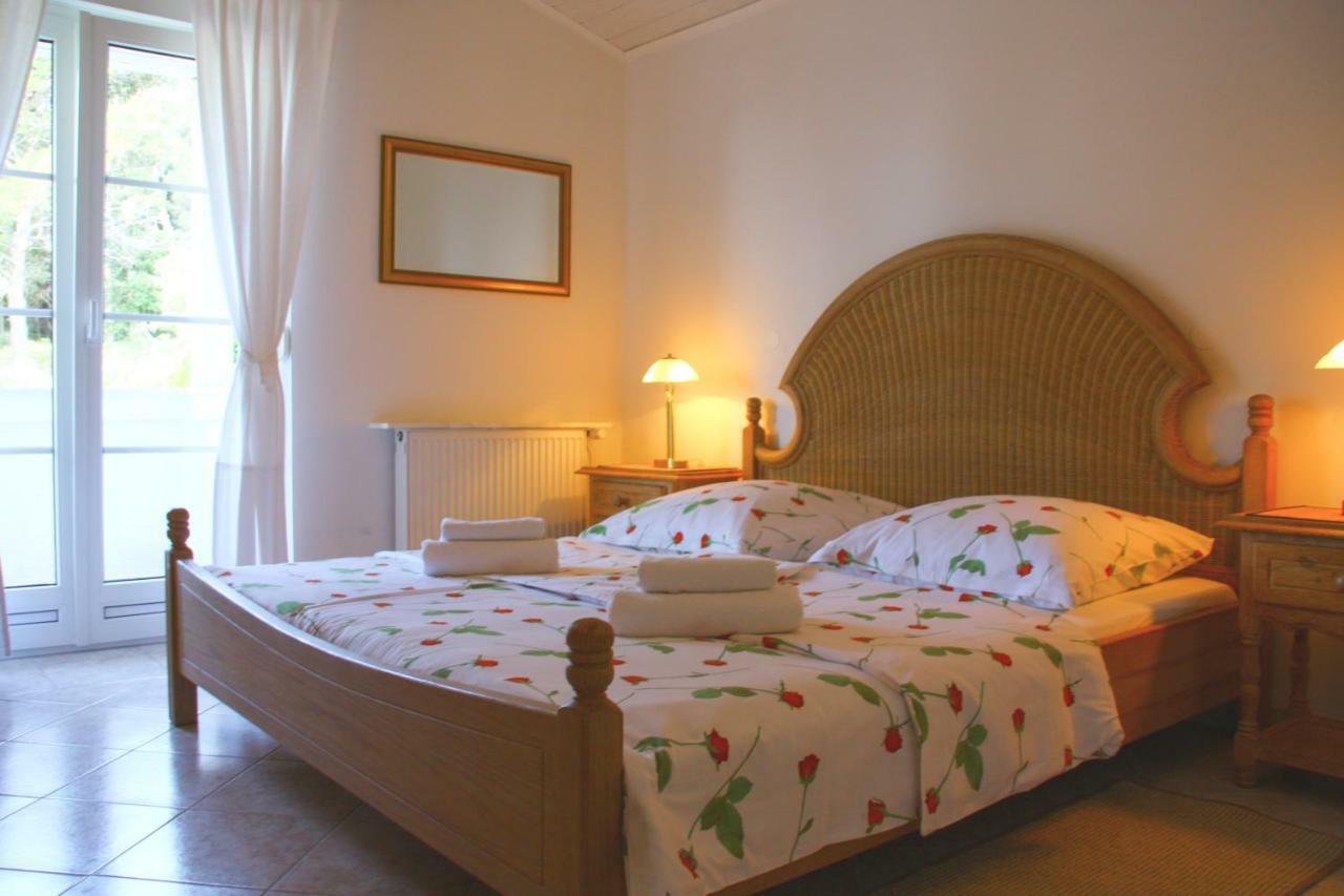 Villa Lucija Rab Town Extérieur photo